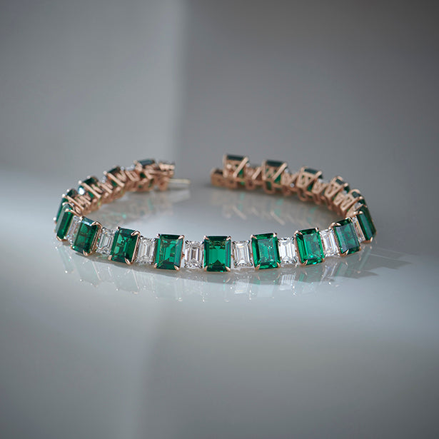 13.30 ct Verdant Emerald Gemstone Tennis Bracelet