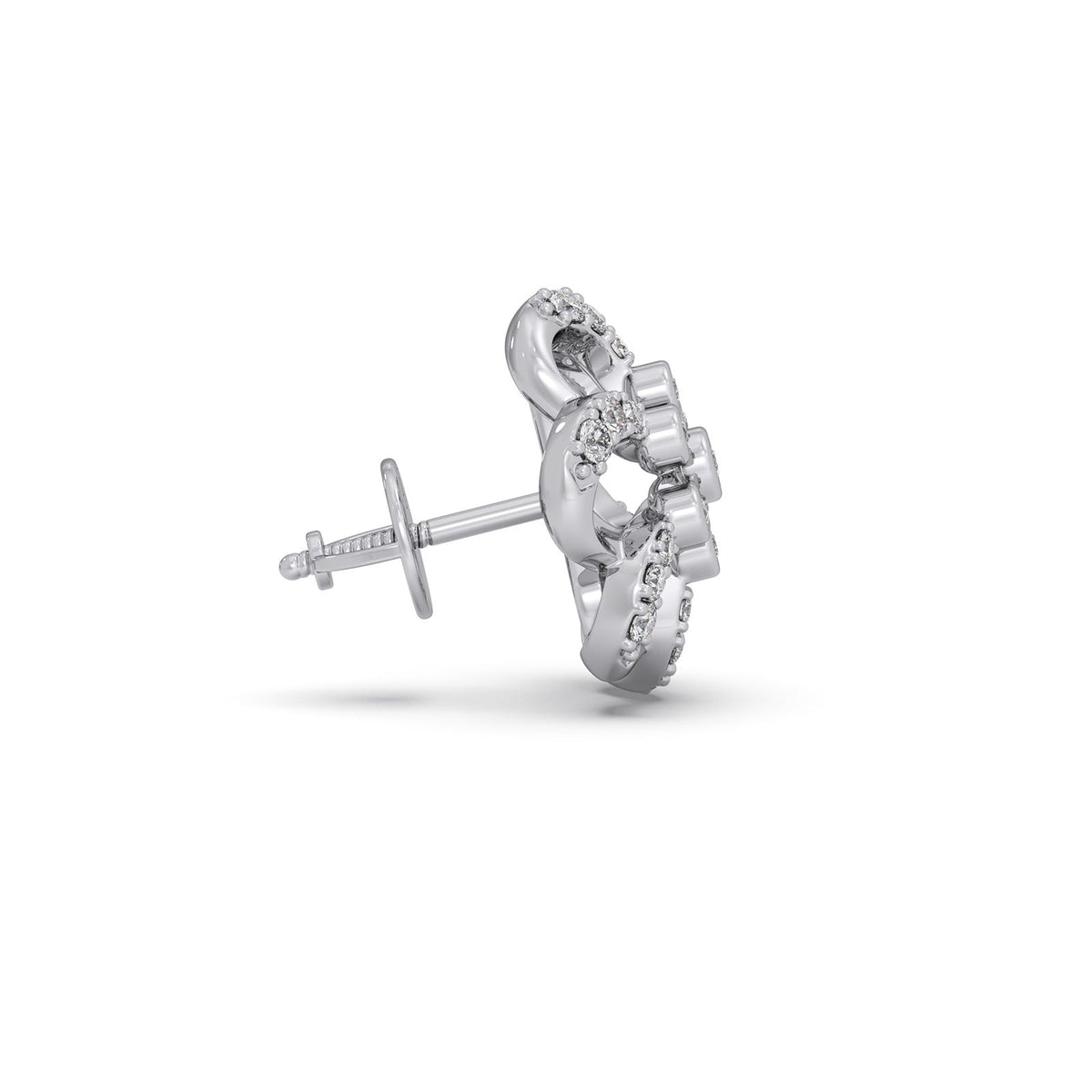 Classic Petale Diamond Stud Earrings