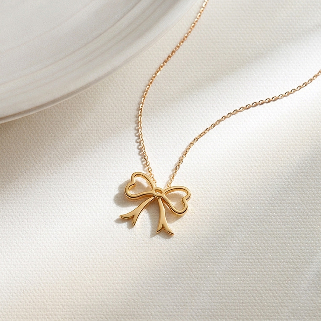 Bow Plain Gold Chain Necklace
