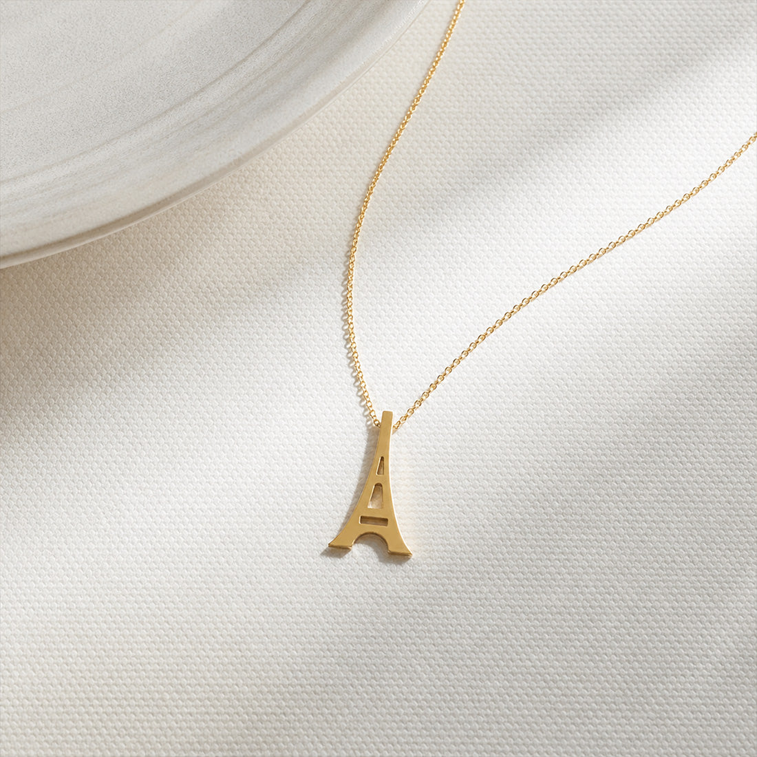 Eiffel Tower Plain Gold Pendant