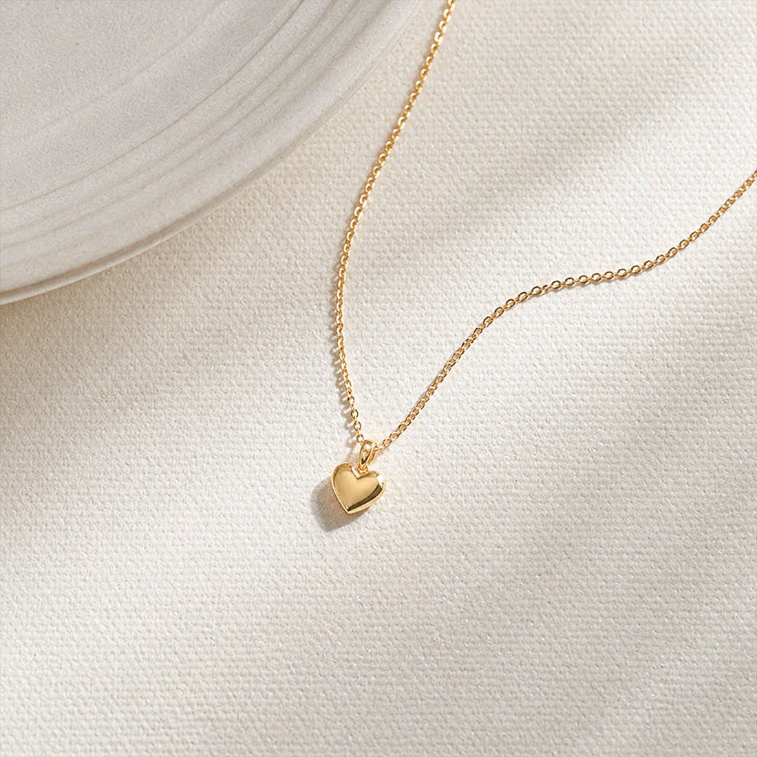 Puffy Heart Plain Gold Pendant