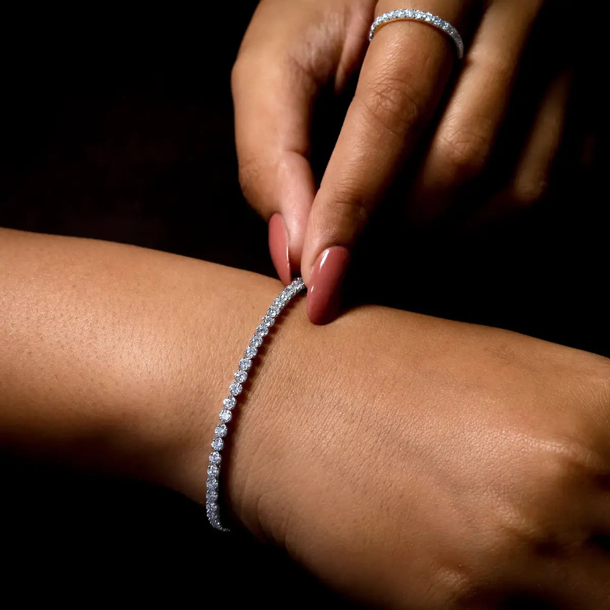 Crown 0.16 Pointer Tennis Bracelet