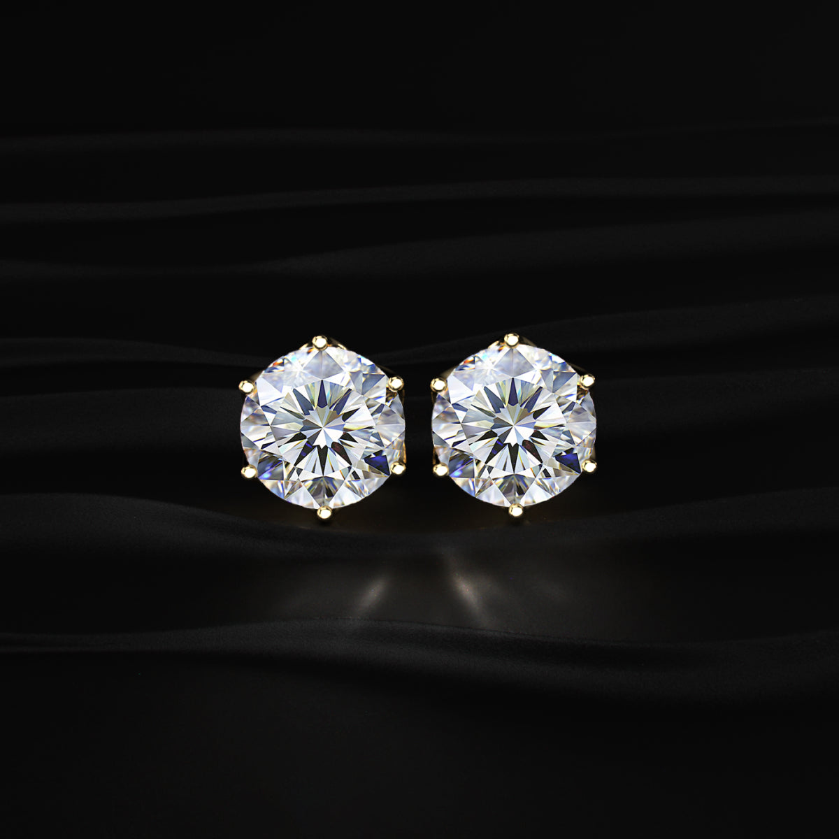2 Ct Lotus Radiance with Round Solitaire Stud