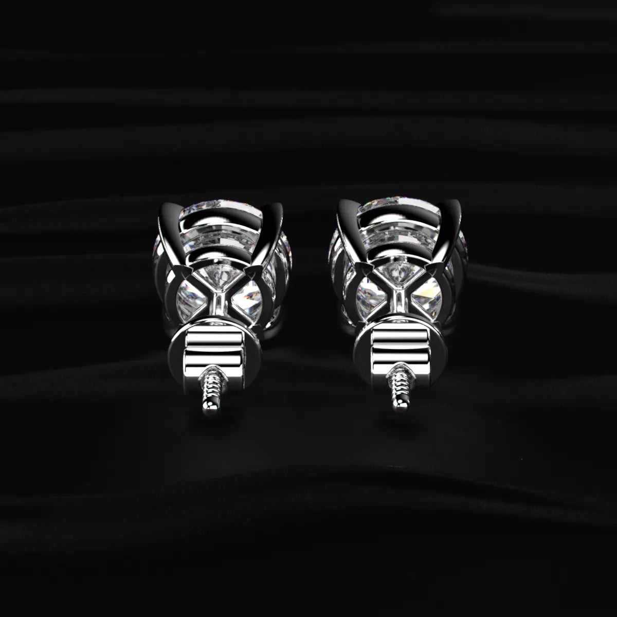 Round Solitaire With V-Prongs Studs