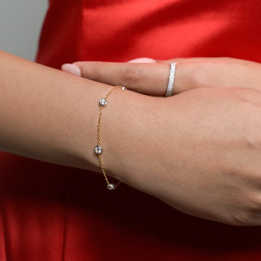 Round Diamond Bezel Station Bracelet