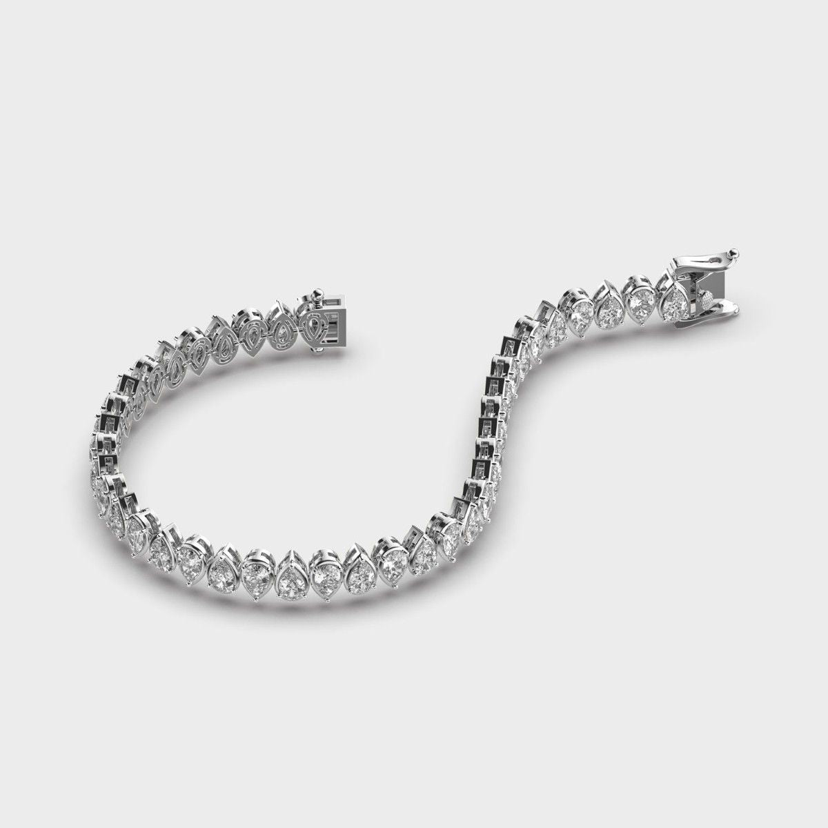 Pretty Woman Pear Diamond Bracelet