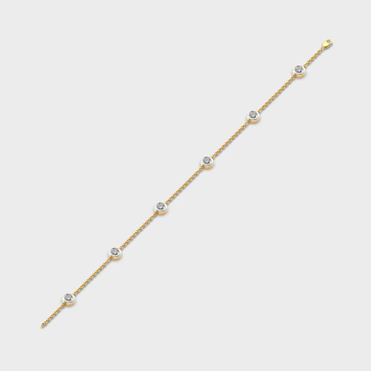 Minimal Celeste Round Diamond Bracelet
