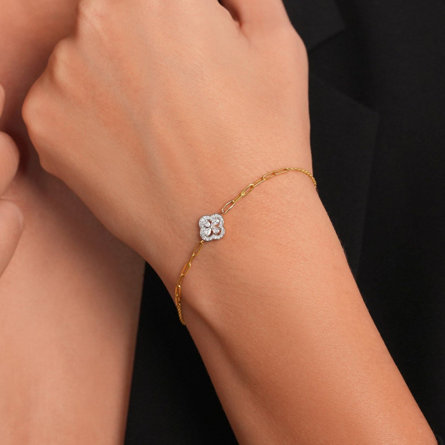 Clover Link Diamond Chain Bracelet