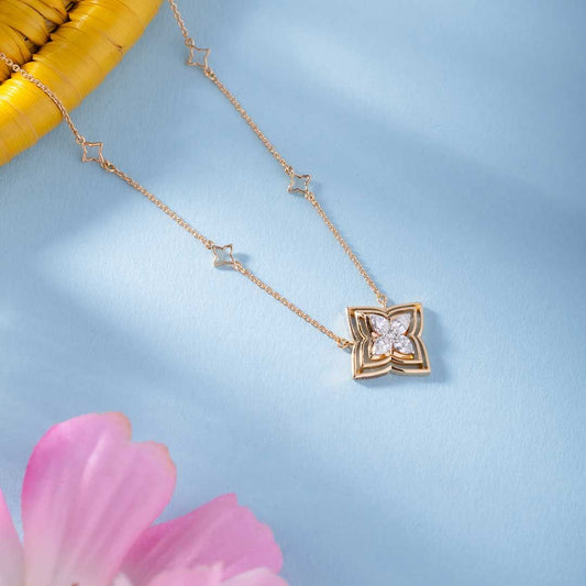 Dainty Flower Mesh Star Diamond Necklace