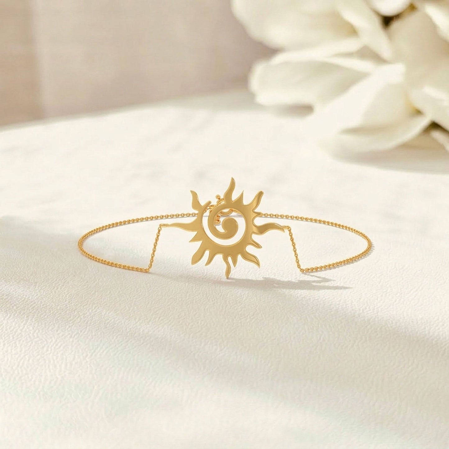 Kinetic Sun Plain Gold Chain Bracelet