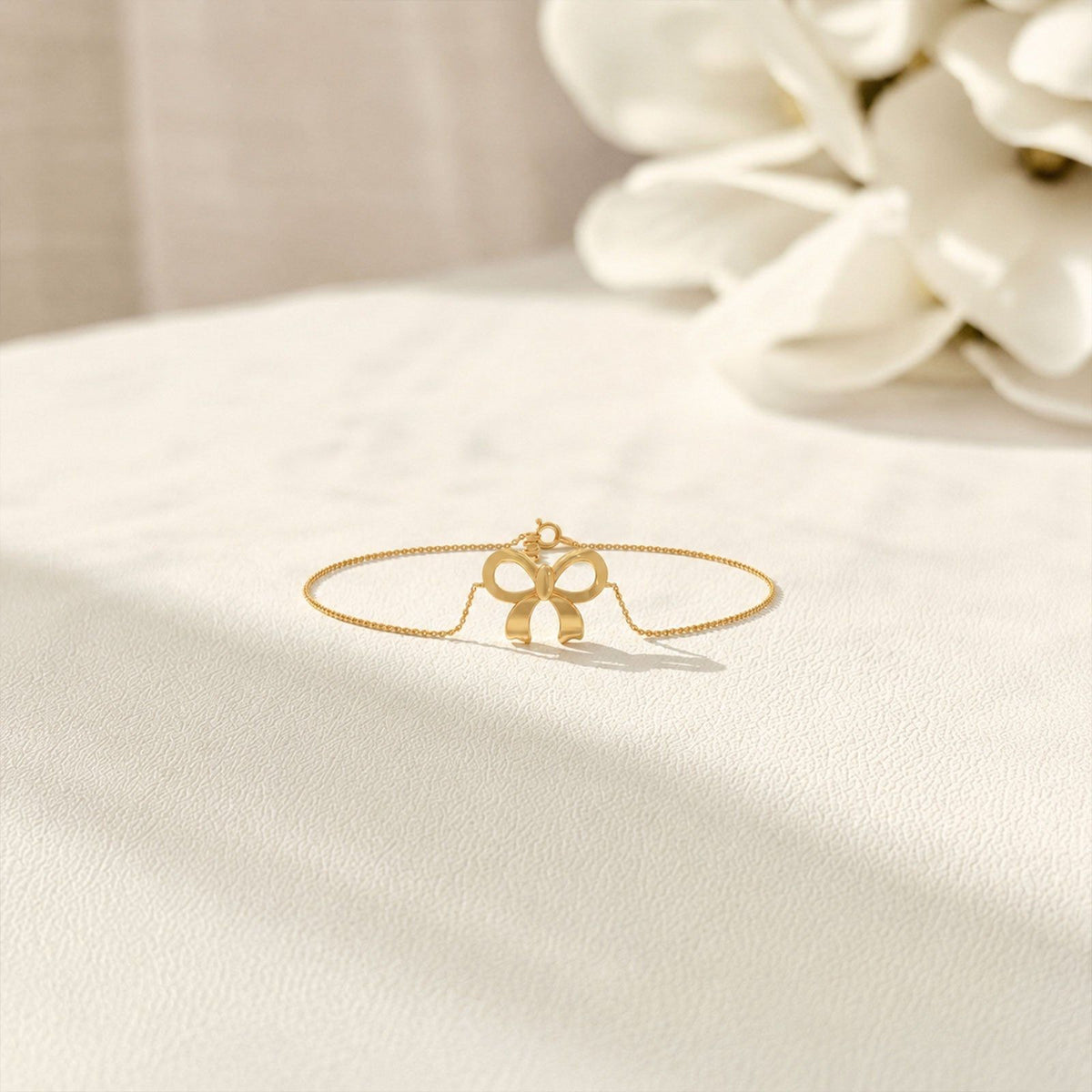Velvet Ribbon Plain Gold Chain Bracelet
