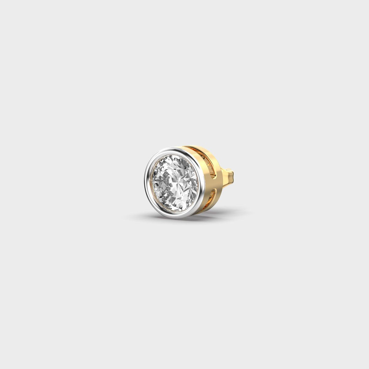 Velvet Glare Round Diamond Stud