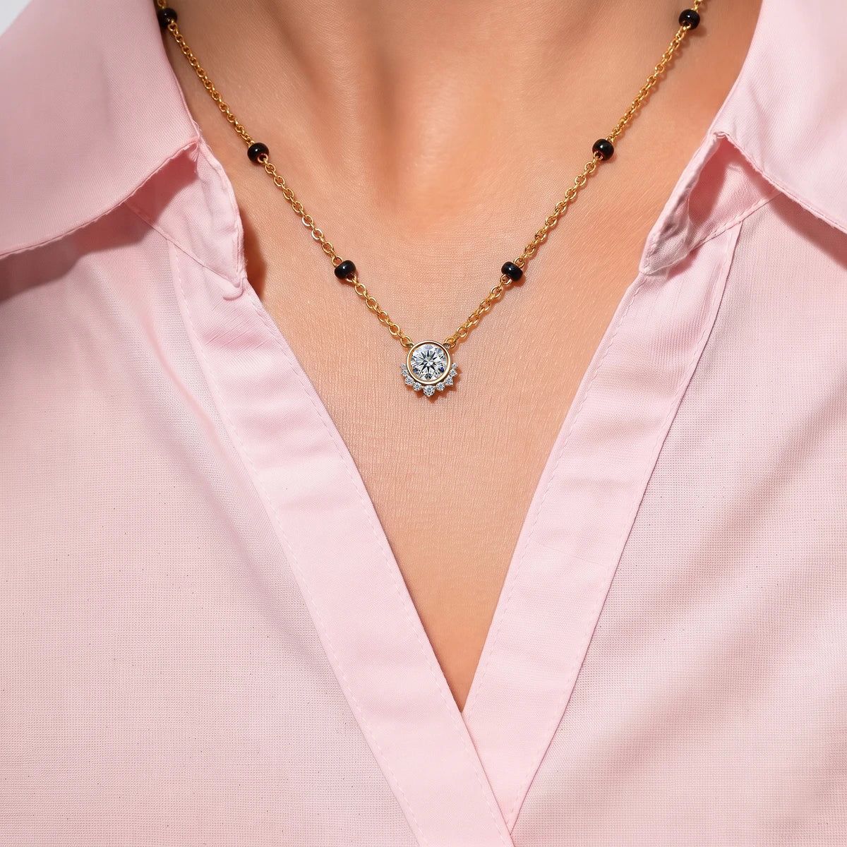 Round Shape Diamond Half Halo Mangalsutra