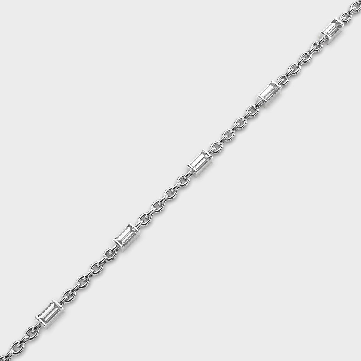 Lustrous Axis Diamond Bracelet