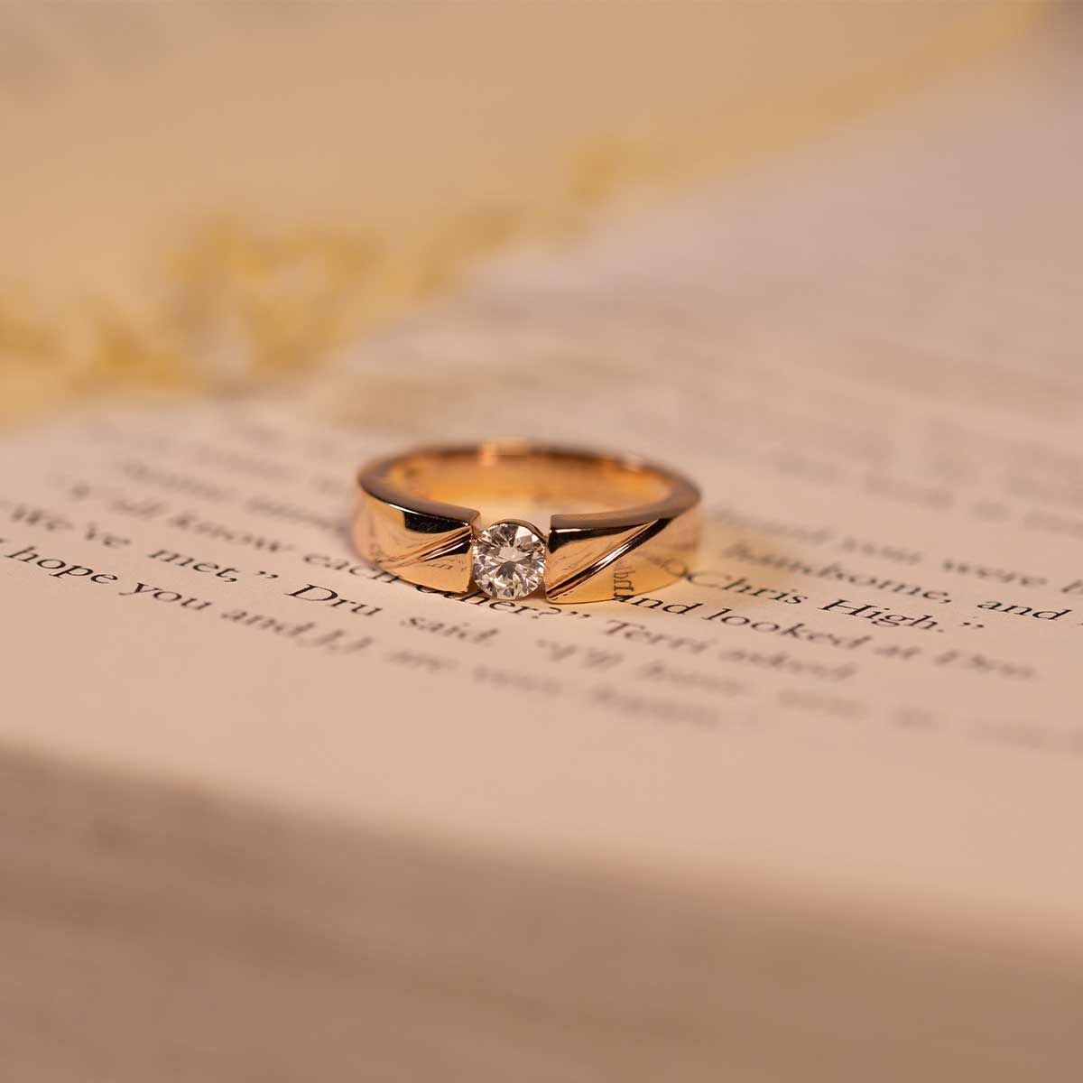 Shining Armour Diamond Band Ring For Men - View 6