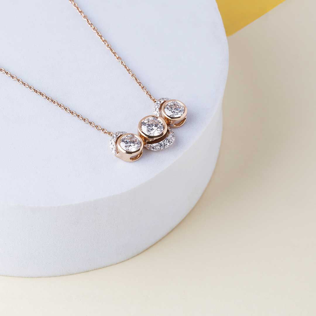 Heaven of Stars Diamond Necklace