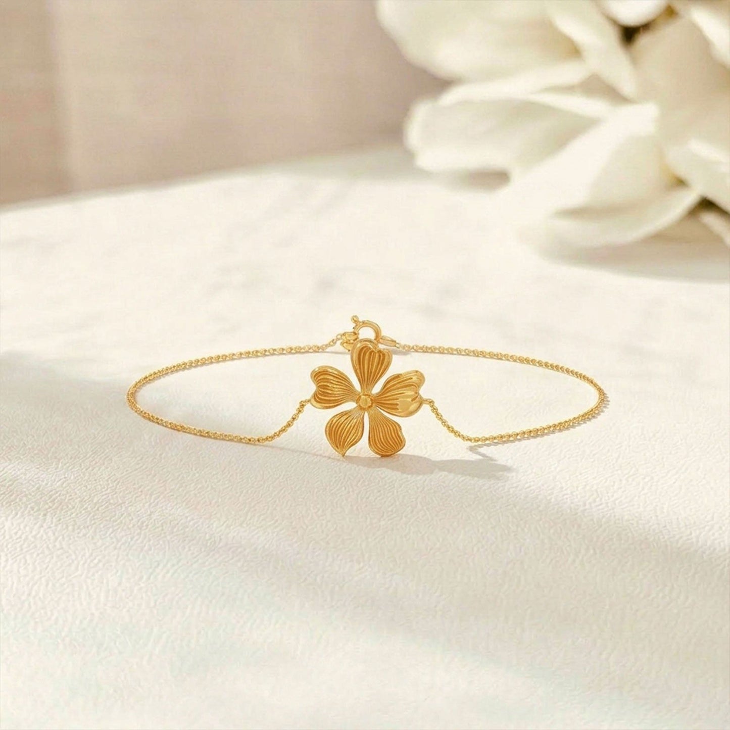 Floret Plain Gold Chain Bracelet