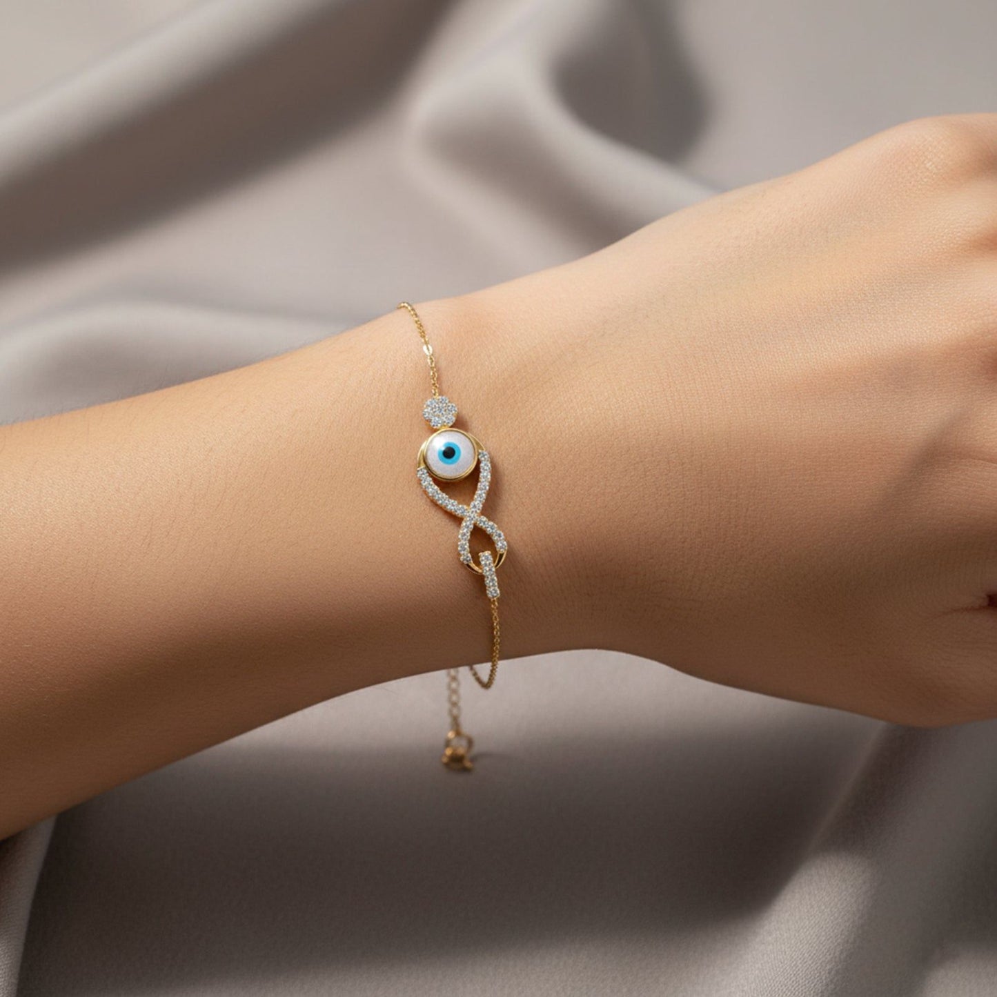 Infinite Evil Eye Round Diamond Bracelet